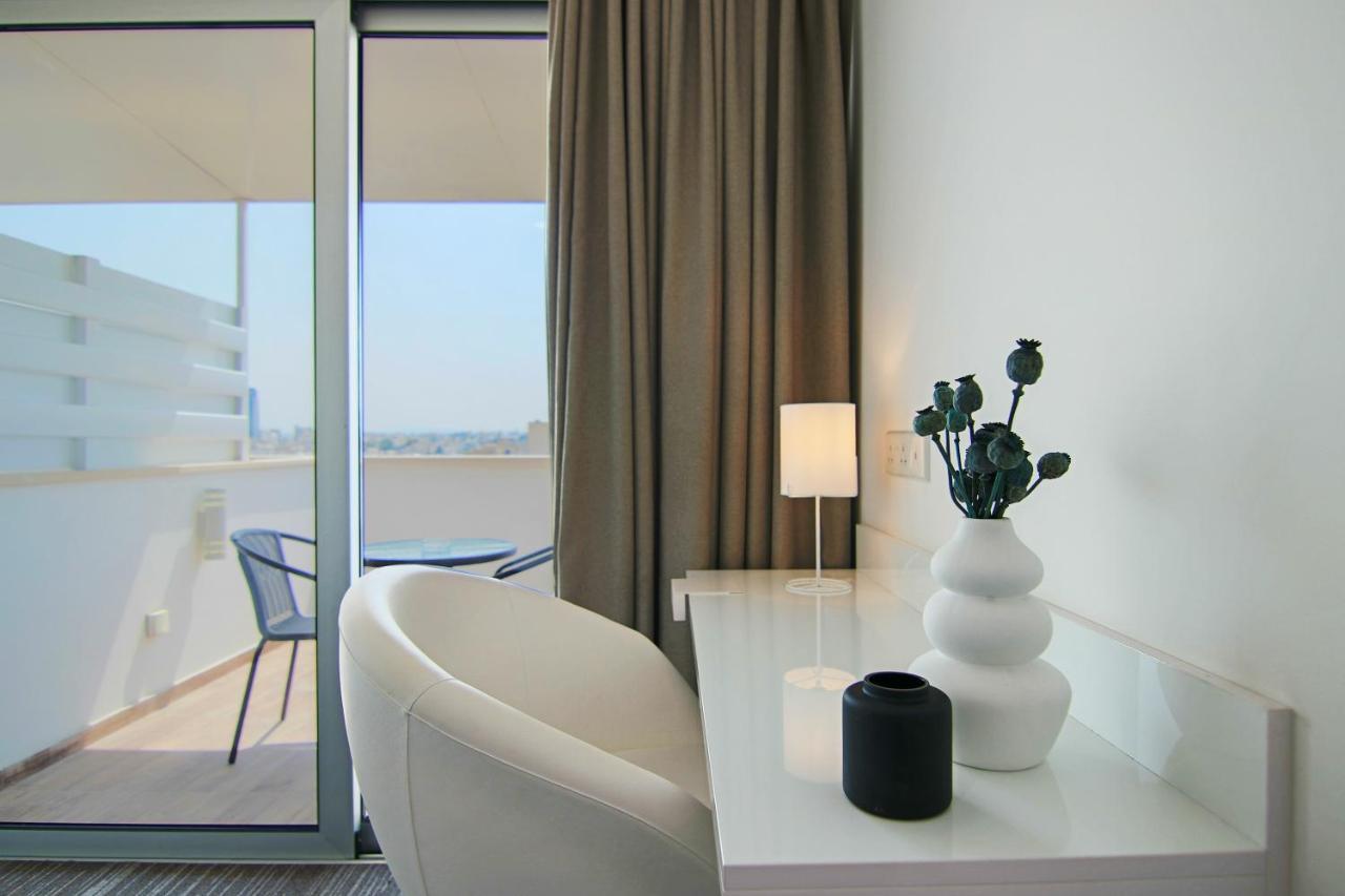 Phaedrus Living: Luxury Suite Nicosia 508 Exterior foto