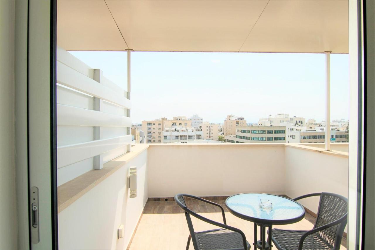 Phaedrus Living: Luxury Suite Nicosia 508 Exterior foto